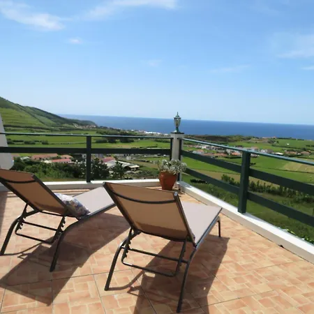 Quinta Do Avô Brum * Flamengos (Faial)