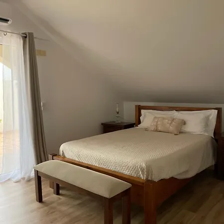 Quinta Do Avo Brum Flamengos (Faial)